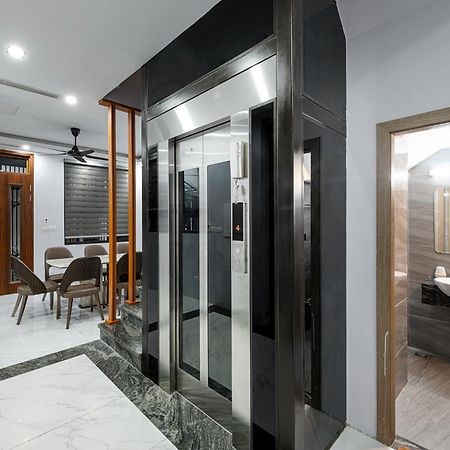 Ami House Aparthotel Hanoi Buitenkant foto