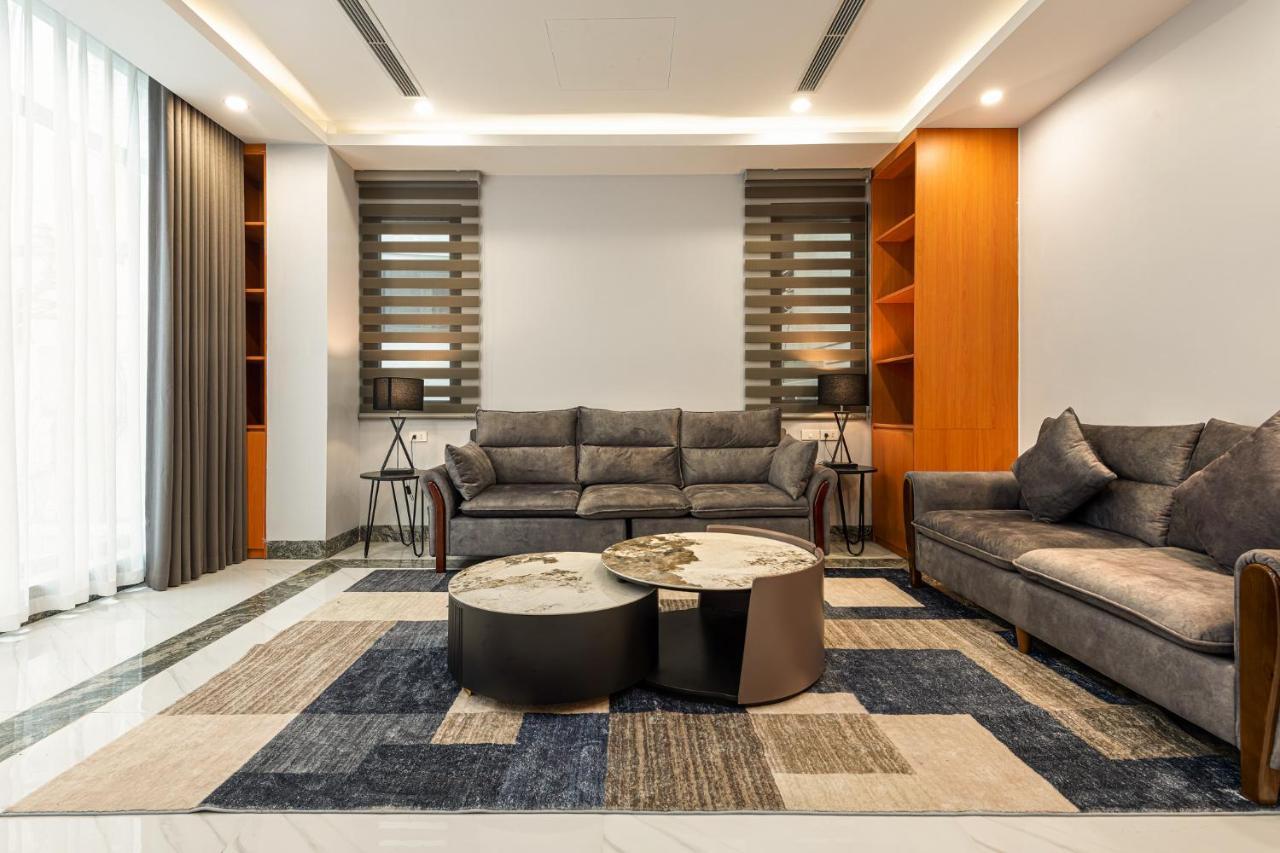 Ami House Aparthotel Hanoi Buitenkant foto
