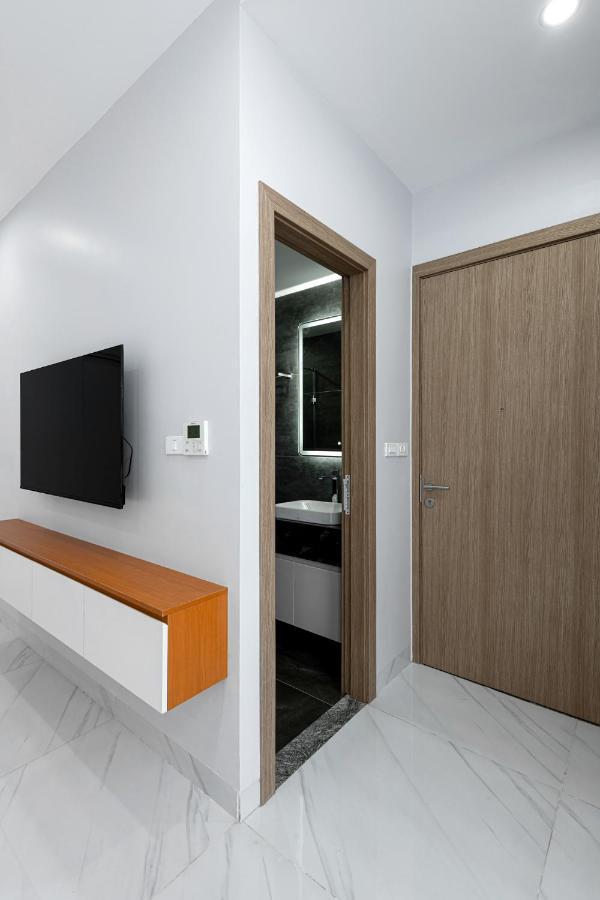 Ami House Aparthotel Hanoi Buitenkant foto