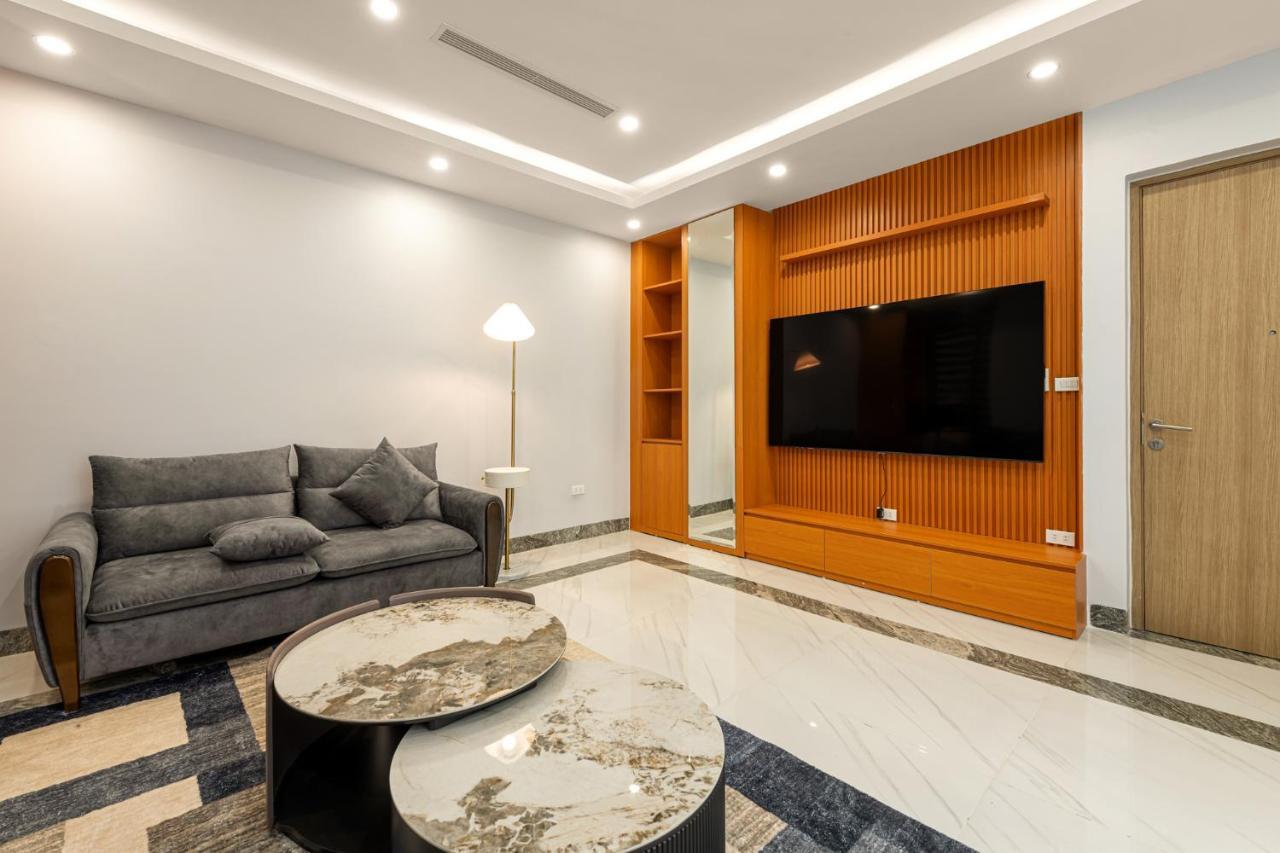 Ami House Aparthotel Hanoi Buitenkant foto